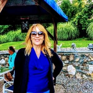 Meet your Posher, Sybil